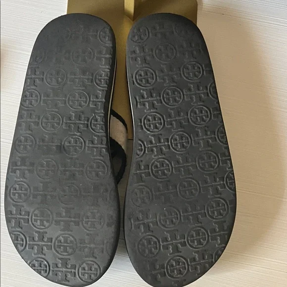 Tory Burch Black and Cream Flip Flops - Picture 2 of 2